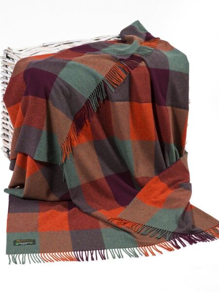 LAMSWOLLEN PLAID 662