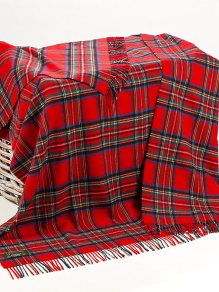 LAMSWOLLEN PLAID 644 Royal Stewart